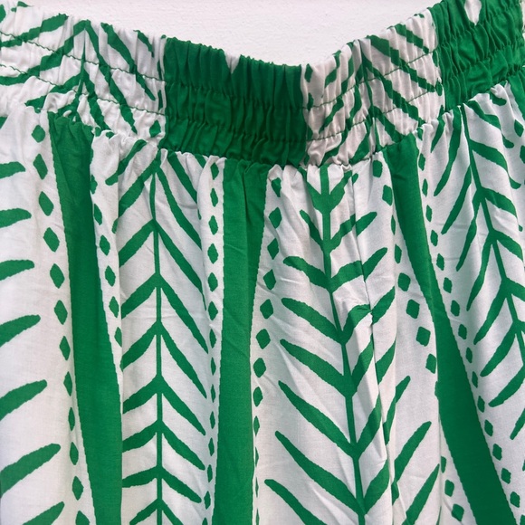 NWT Sunlight Kiss Beautiful Monstera Leaf, Pineapple & Hummingbird Palazzo Pants - Picture 8 of 10